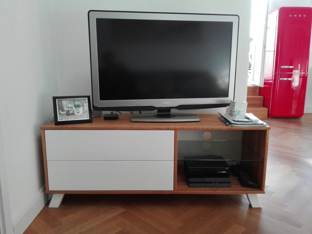 Sidebord für TV und HiFi von inlignum Möbel